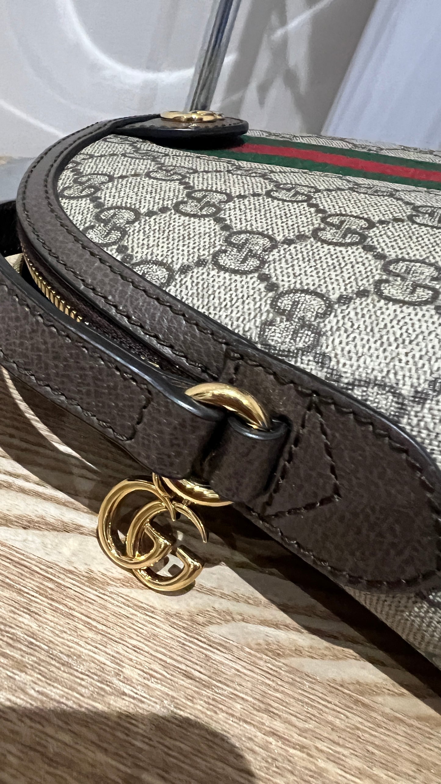 Gucci GG Supreme Small Ophidia Round Top Crossbody Bag