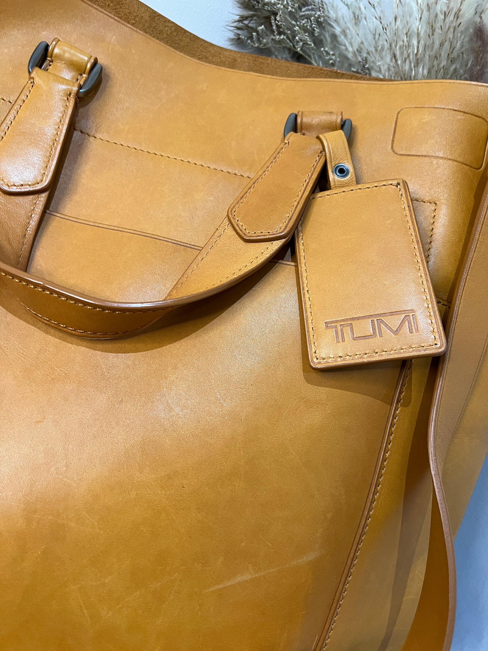 Tumi Orange Leather Travel Tote Bag - Second Edit