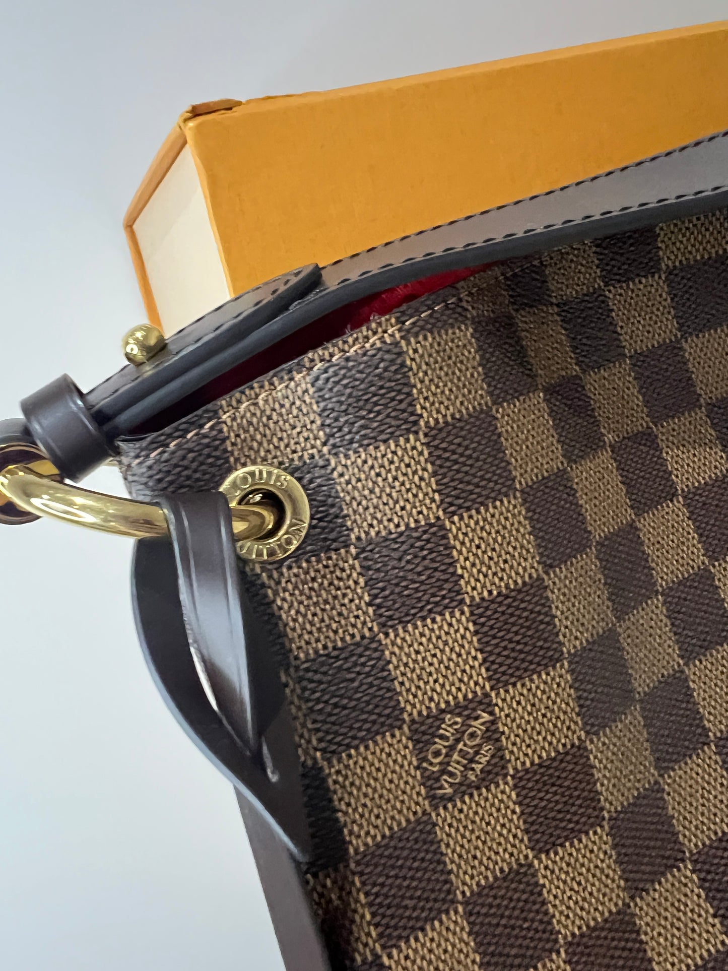 Louis Vuitton Graceful MM Tote in Damier Ebene