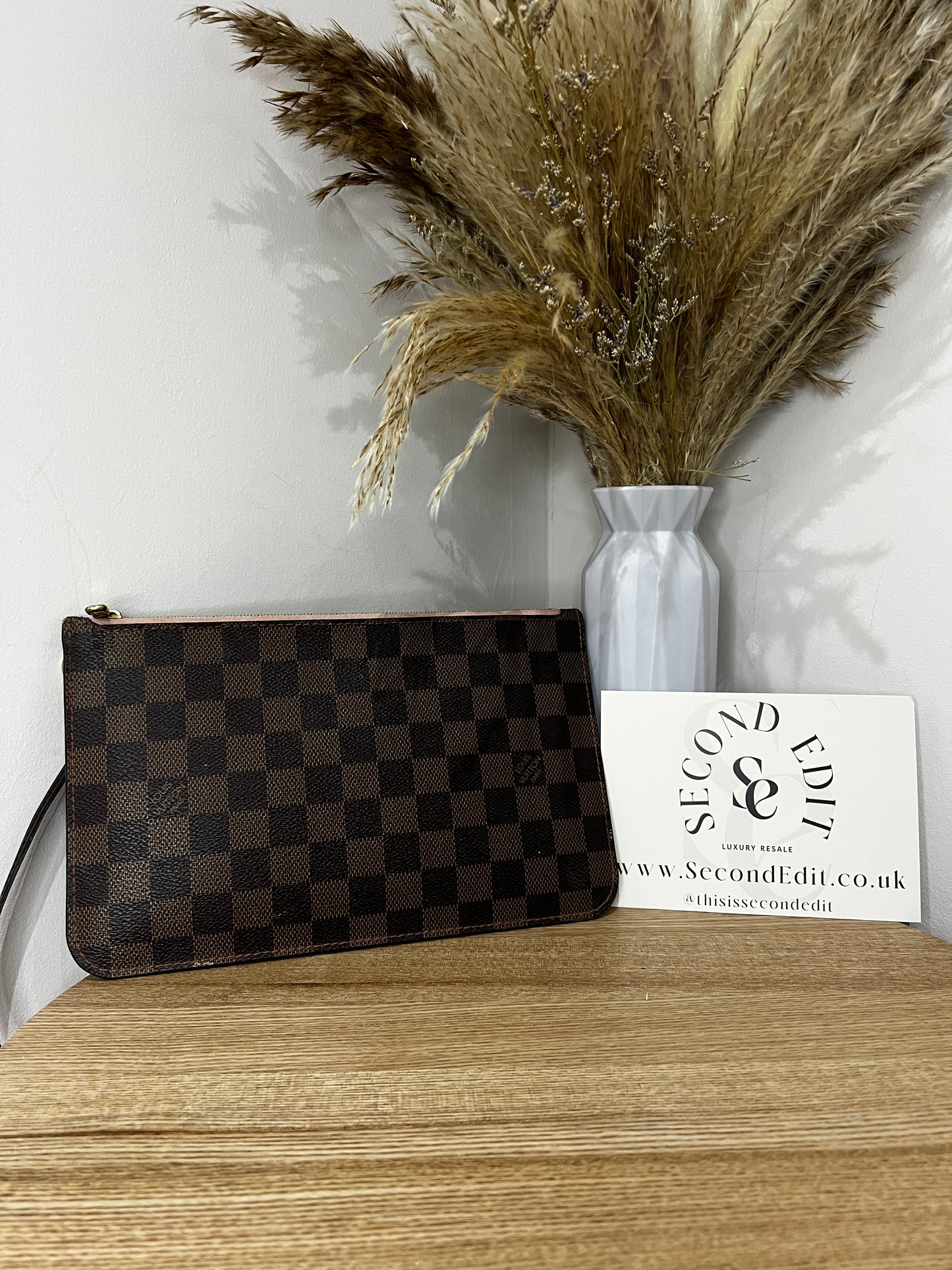Louis Vuitton Neverfull Pouch