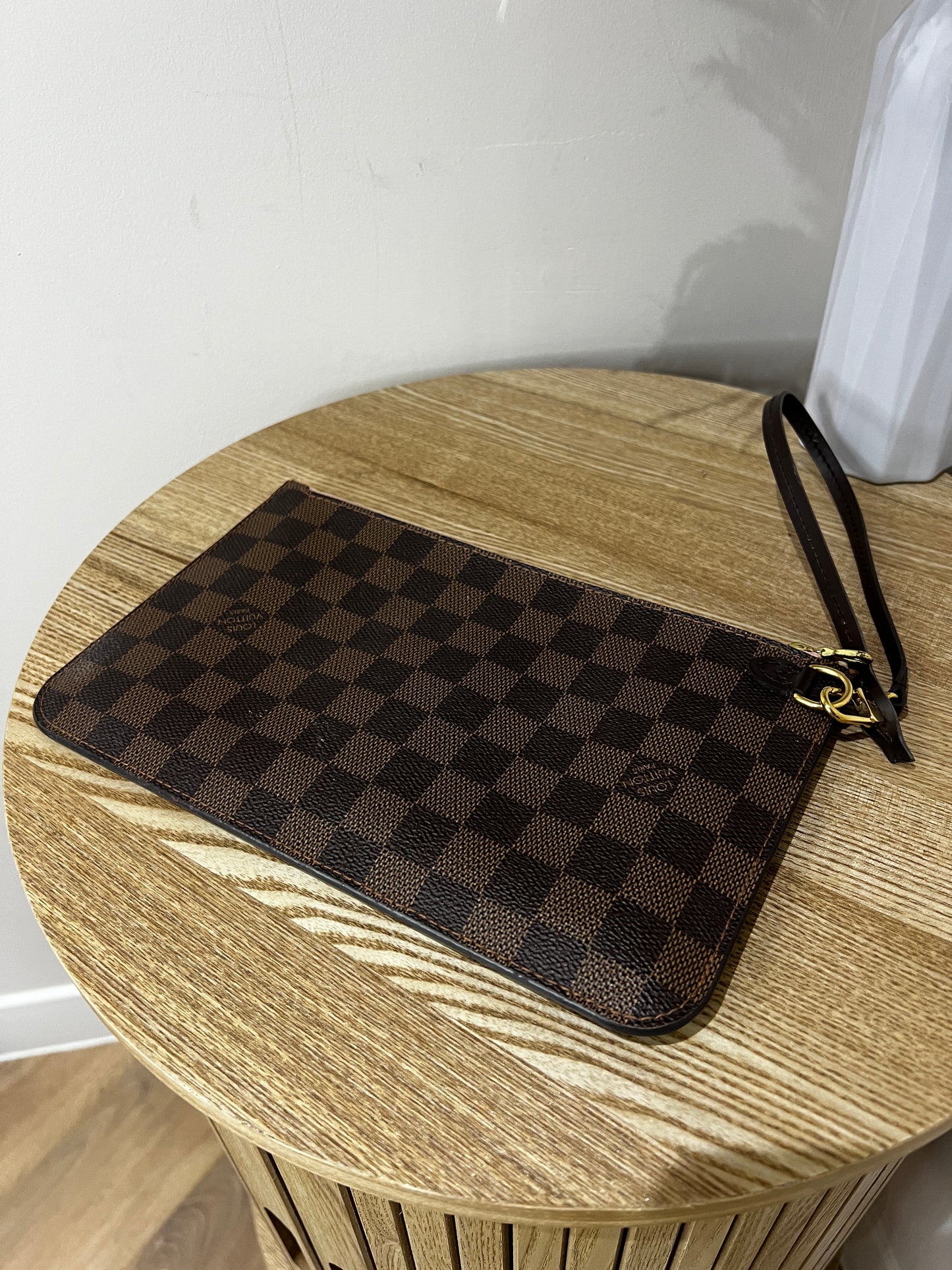 Louis Vuitton Neverfull Pouch