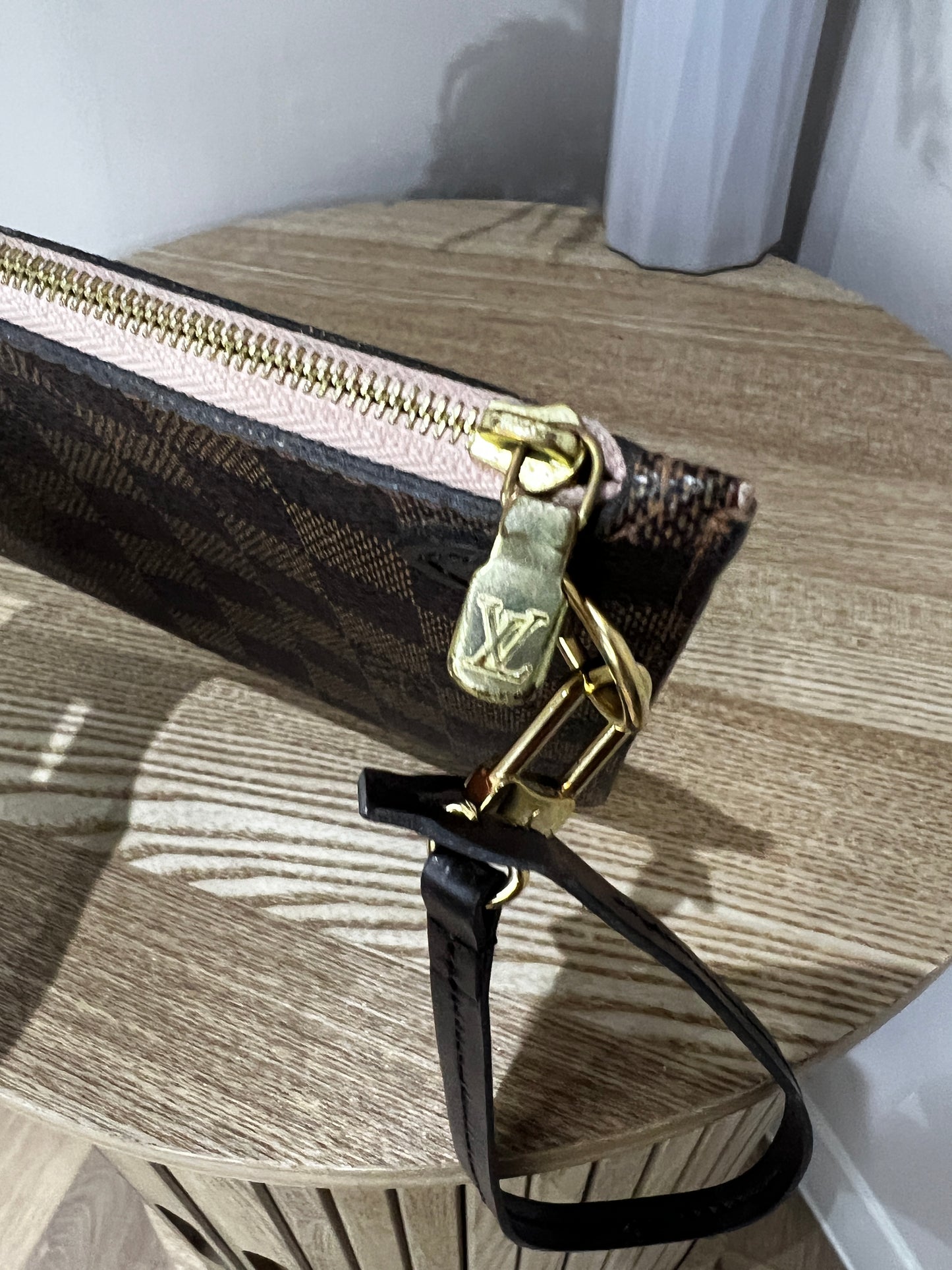 Louis Vuitton Neverfull Pouch