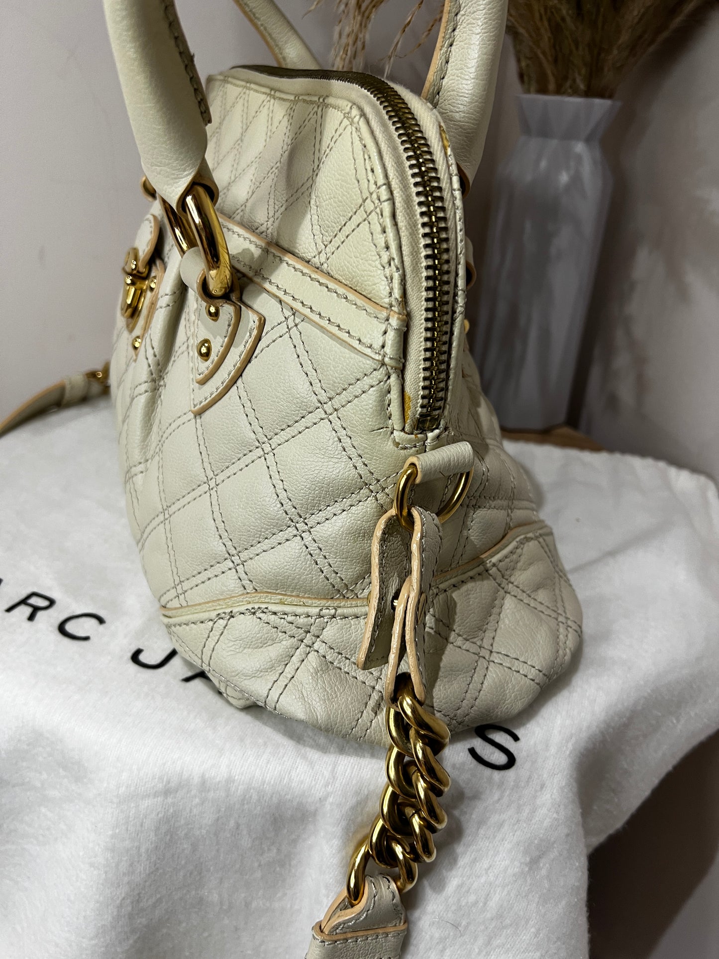 Marc Jacobs Boston Cream Leather Bag