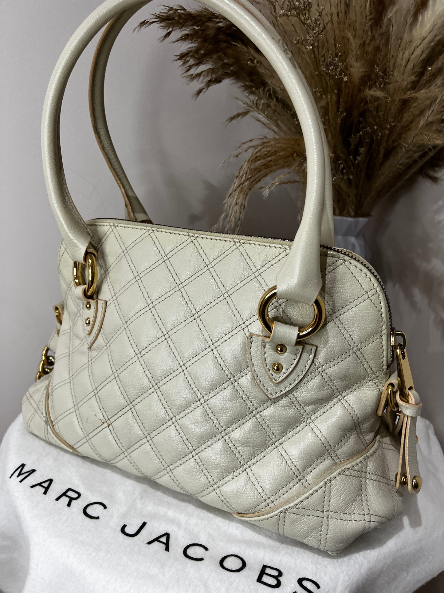 Marc Jacobs Boston Cream Leather Bag