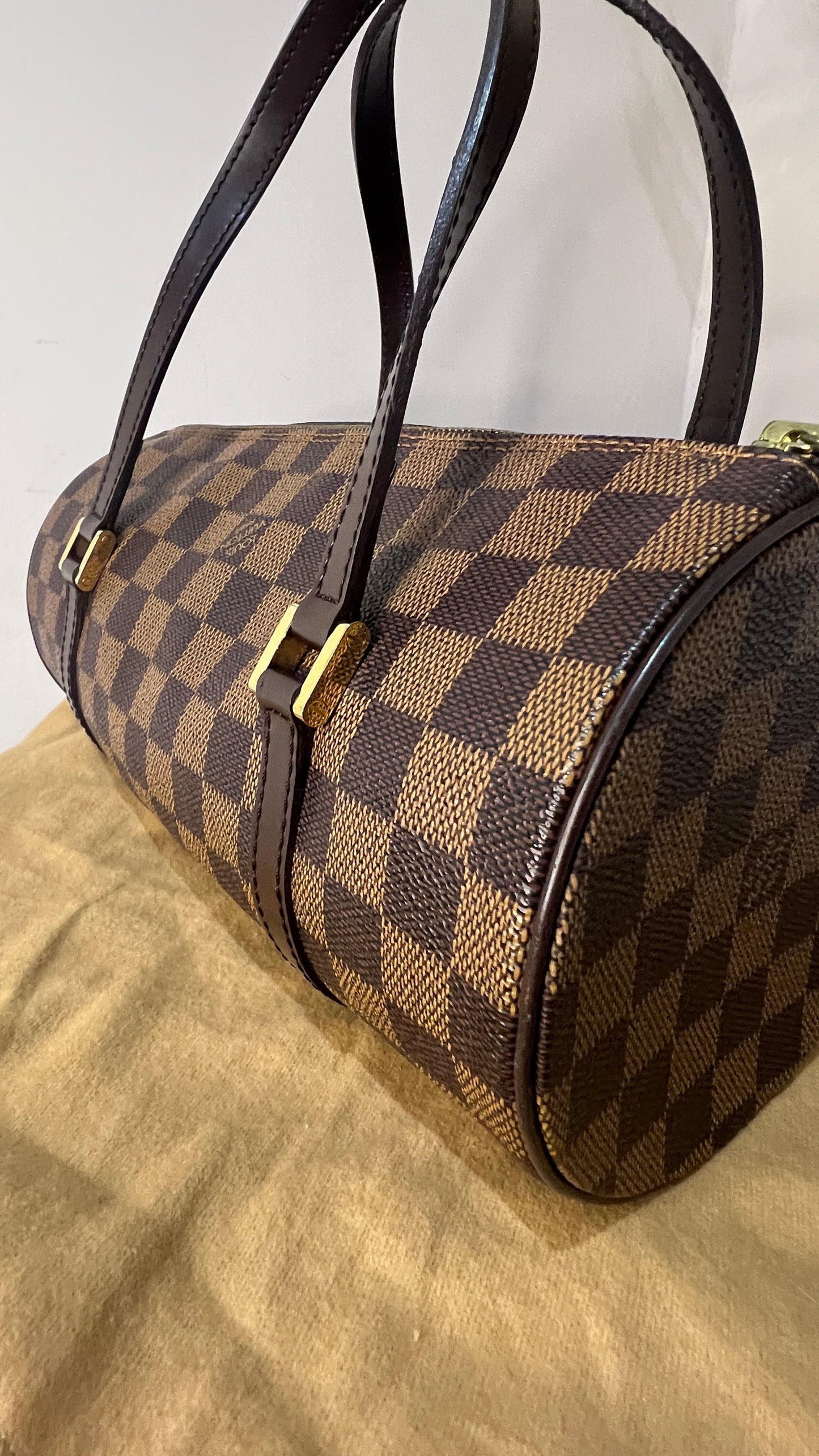 Louis Vuitton Papillon 26