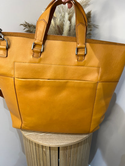 Tumi Orange Leather Travel Tote Bag - Second Edit