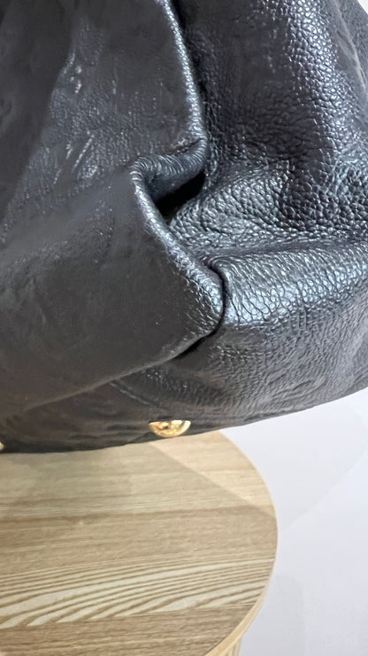 Louis Vuitton Black Monogram MM Artsy