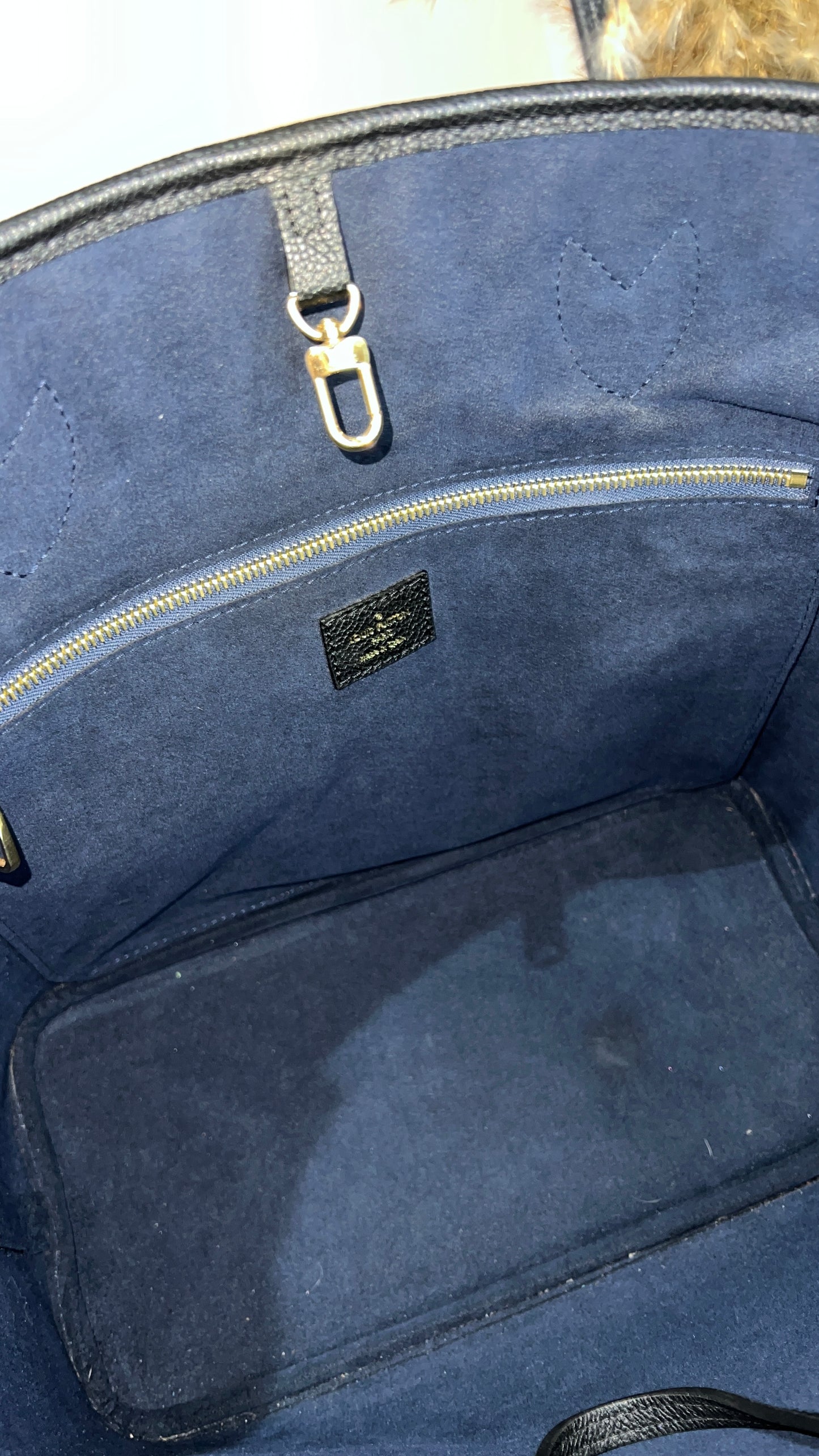 Louis Vuitton Black Monogram MM Neverfull