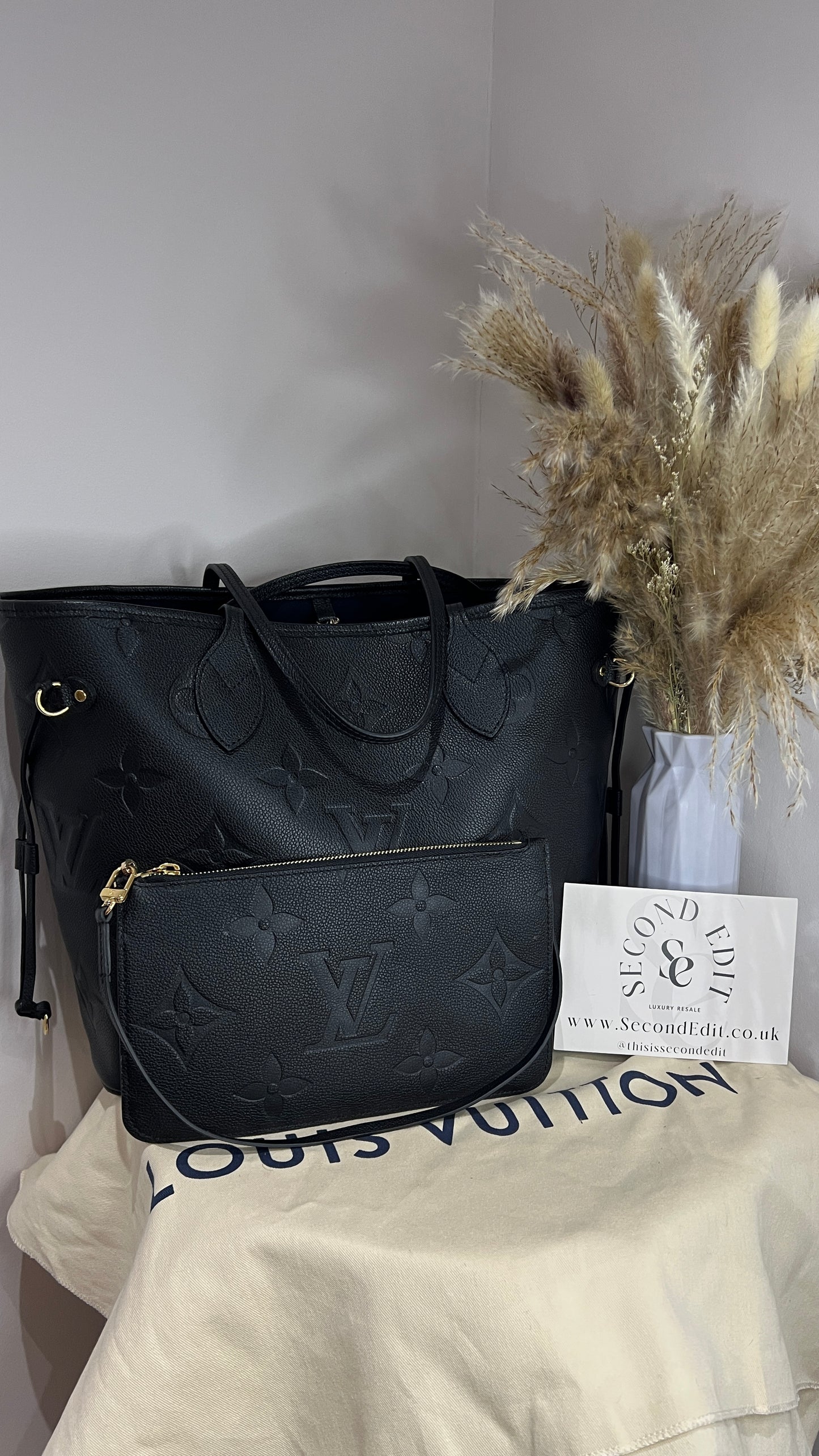 Louis Vuitton Black Monogram MM Neverfull