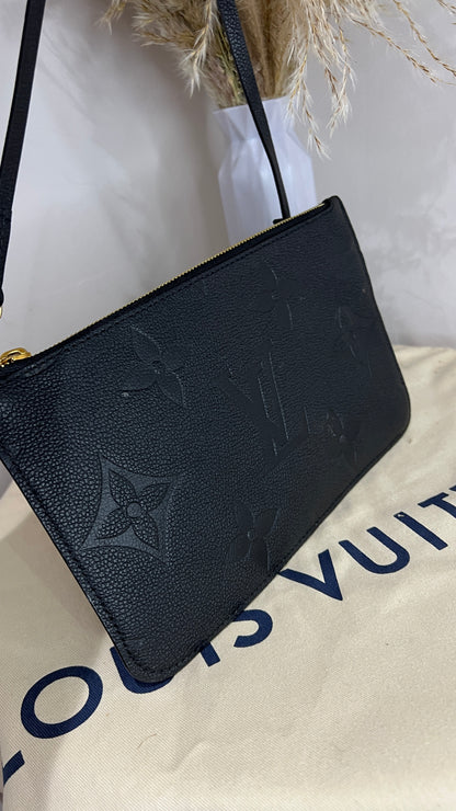Louis Vuitton Black Monogram MM Neverfull